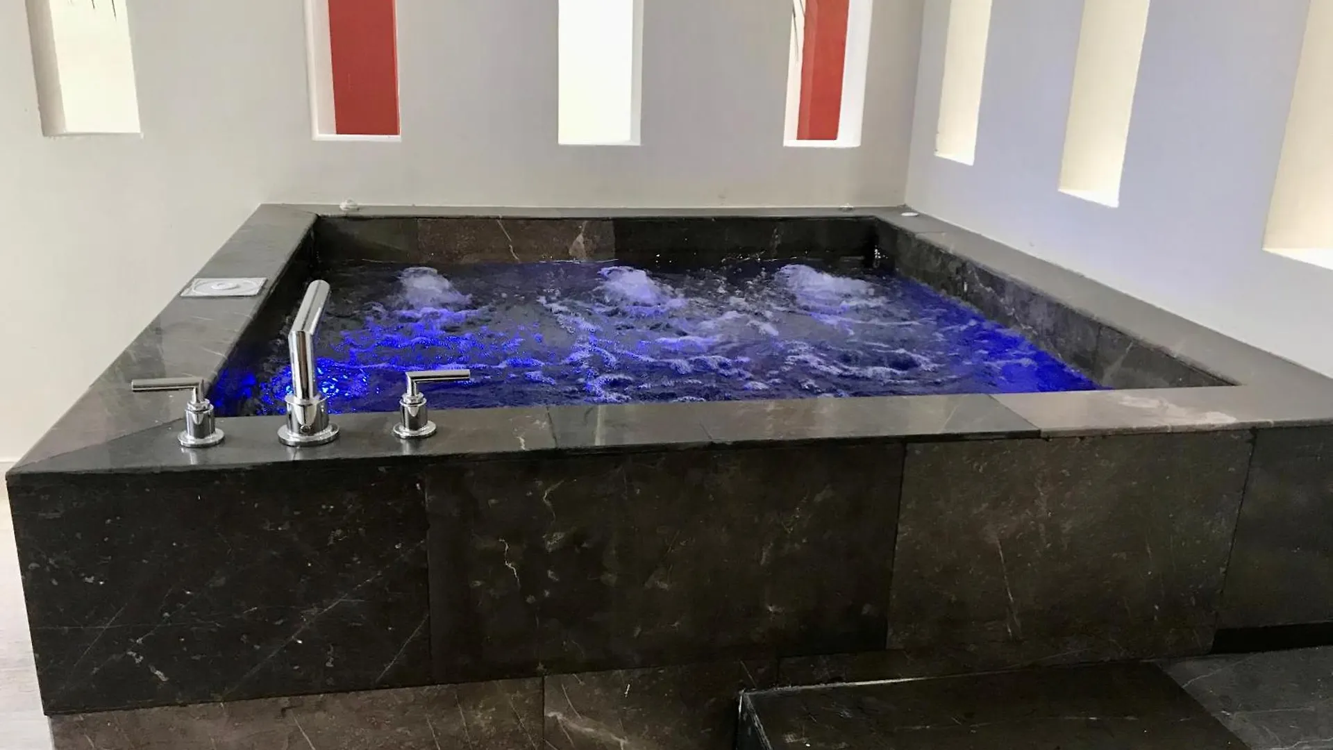 Departamento Con Jacuzzi En Playa Del Carmen Lägenhet